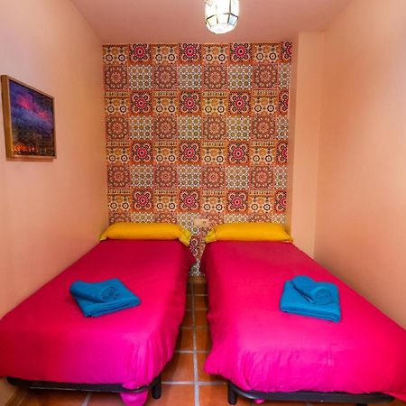 Tuguest Aljibe Del Rey Apartment - Free Parking Granada Kültér fotó