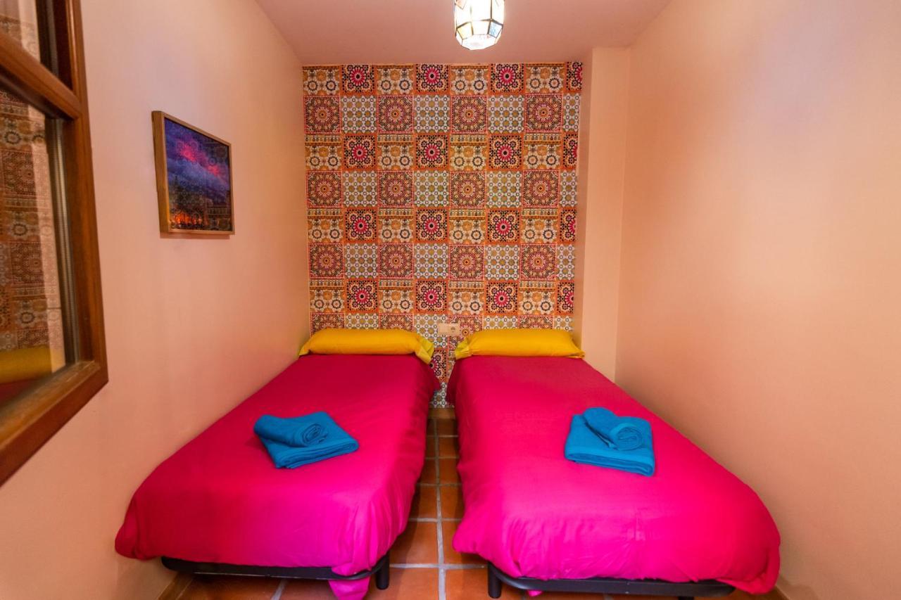 Tuguest Aljibe Del Rey Apartment - Free Parking Granada Kültér fotó